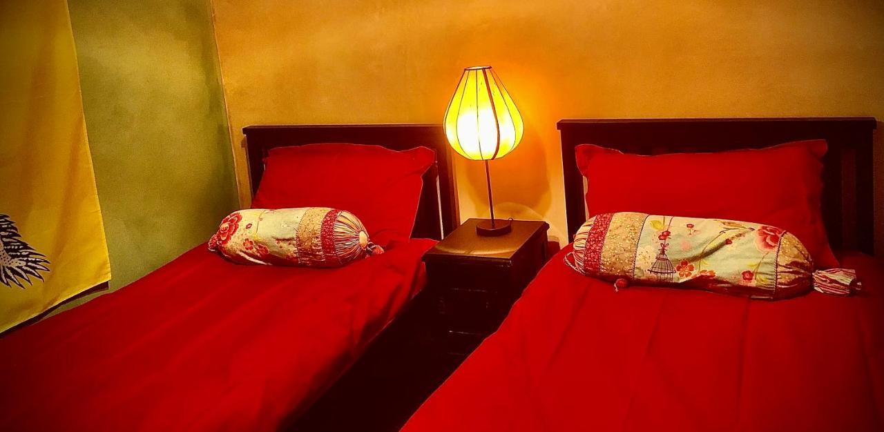 Orient House Apartment Ексетър Екстериор снимка